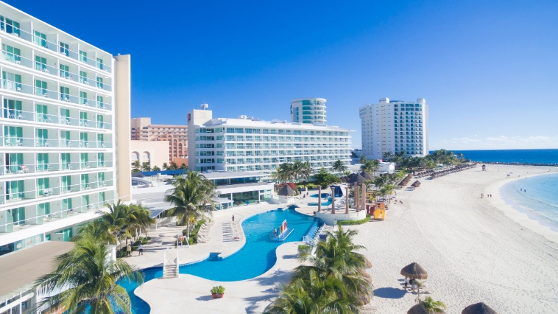Krystal Cancun hotel