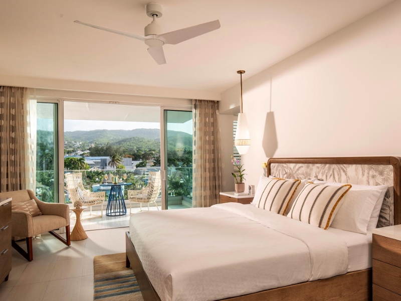 Travertine Luxury Room with Soaking Tub