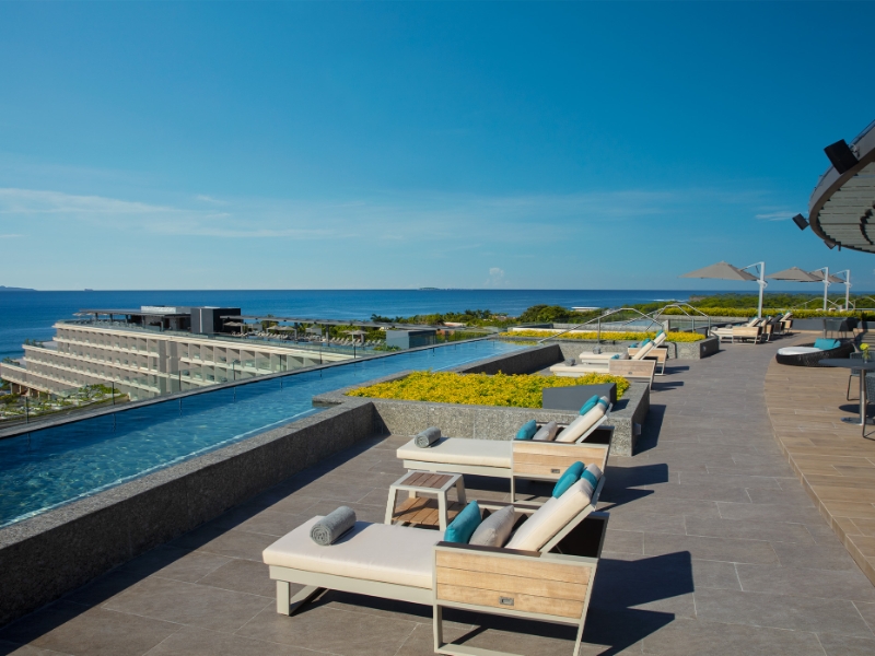 Sky Bar Pool