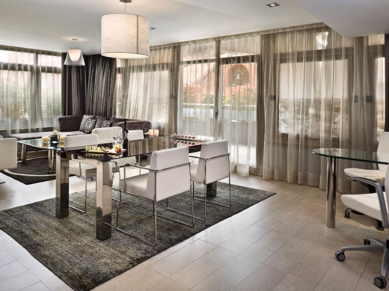 The Level Suite Presidential Room