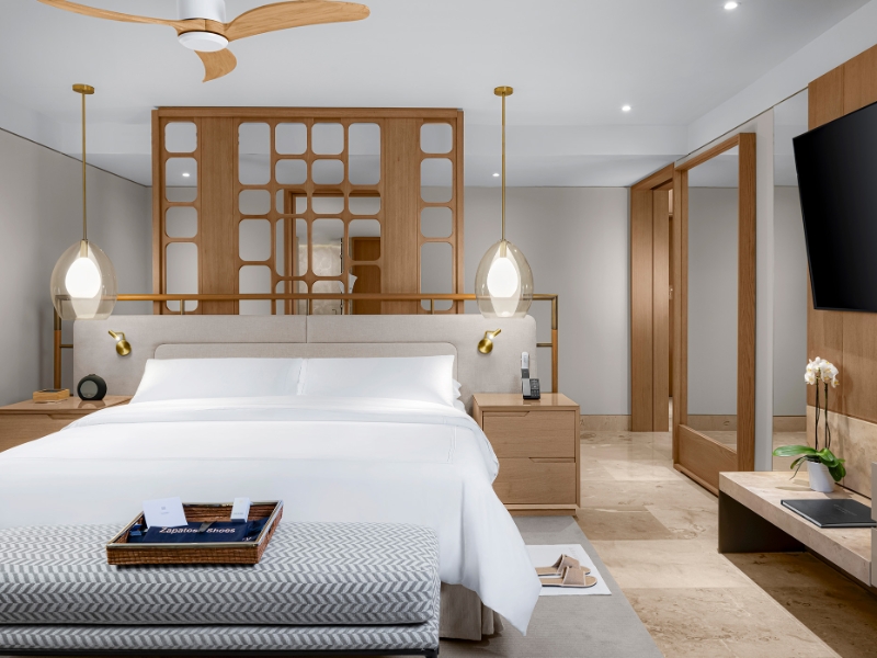 Grand King Suite