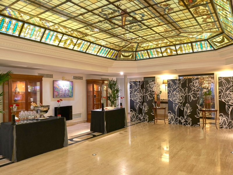Lobby Cocktail