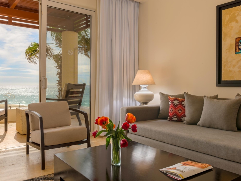 Ocean Front Suite