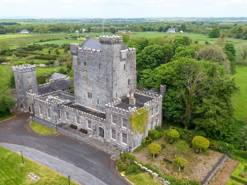 Knappogue Castle