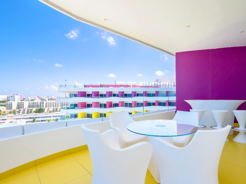 Oceanfront Penthouse Terrace