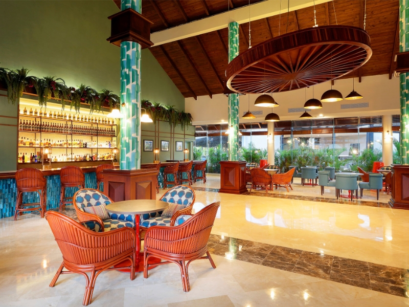Lobby Bar