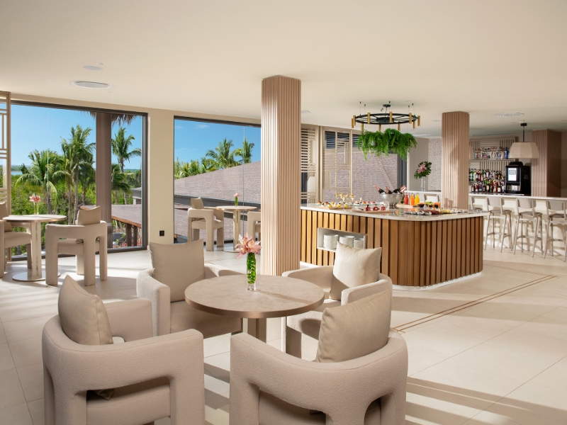 Preferred Club Lounge