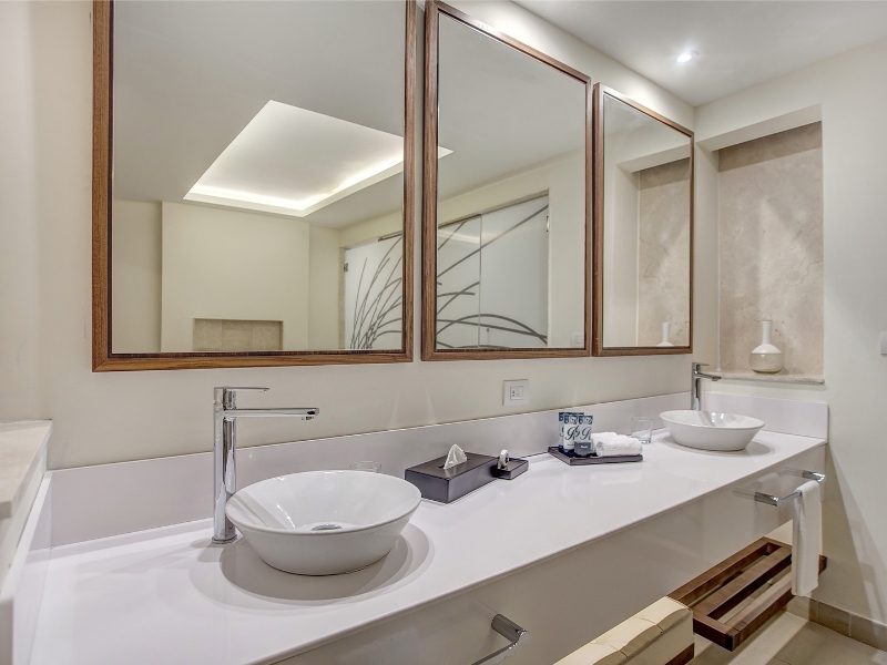 Presidential Ocean View Bathroom