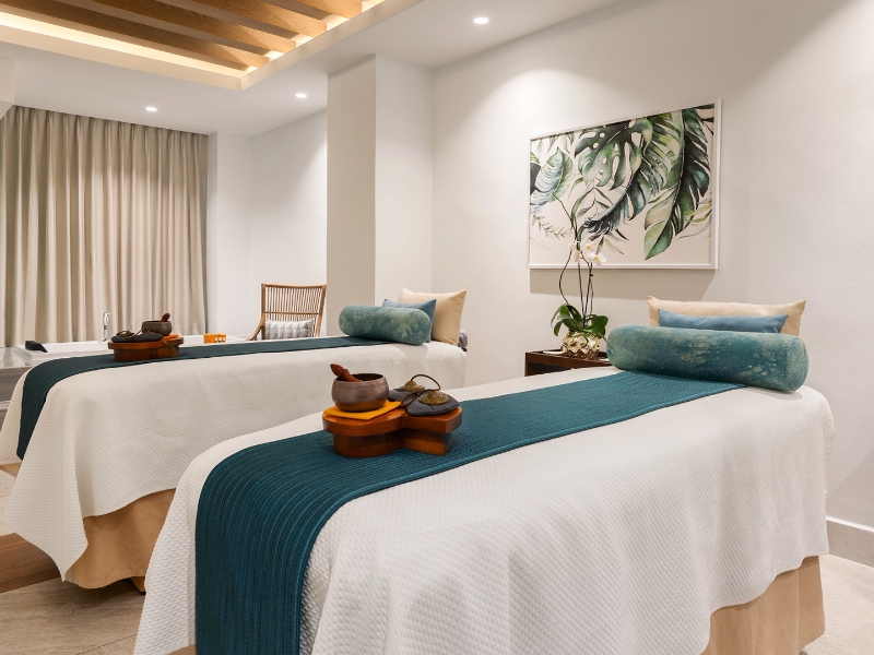 Spa Couples Cabin