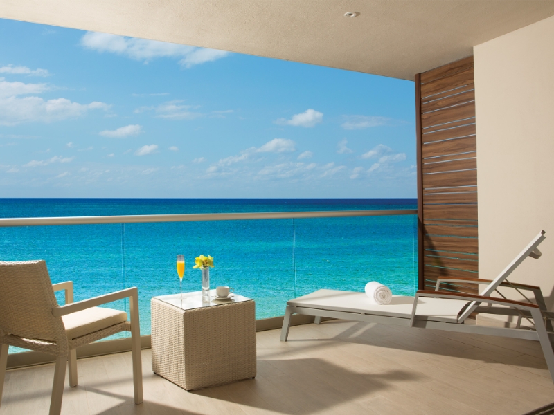 Xcelerate Junior Suite Ocean Front