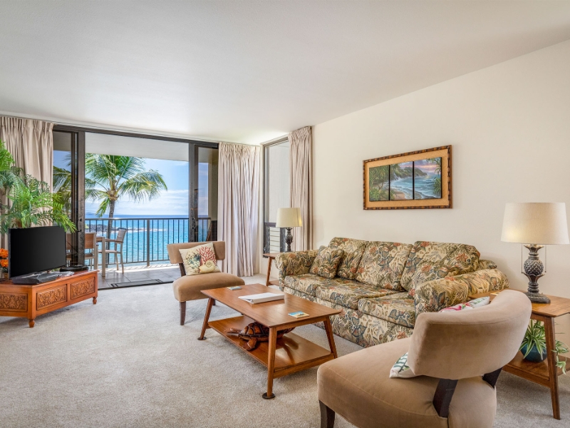 2 Bedroom Oceanfront Living Areajpg