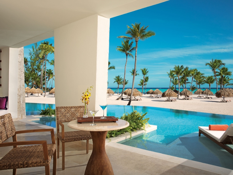 Preferred Club Master Suite Swim Out Ocean Front