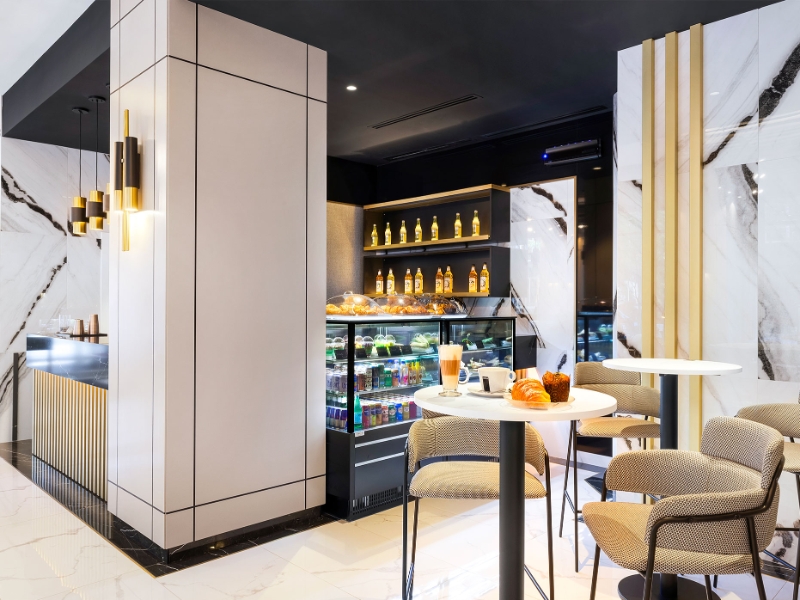 Lobby Bar