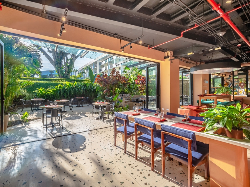 Restaurant 03