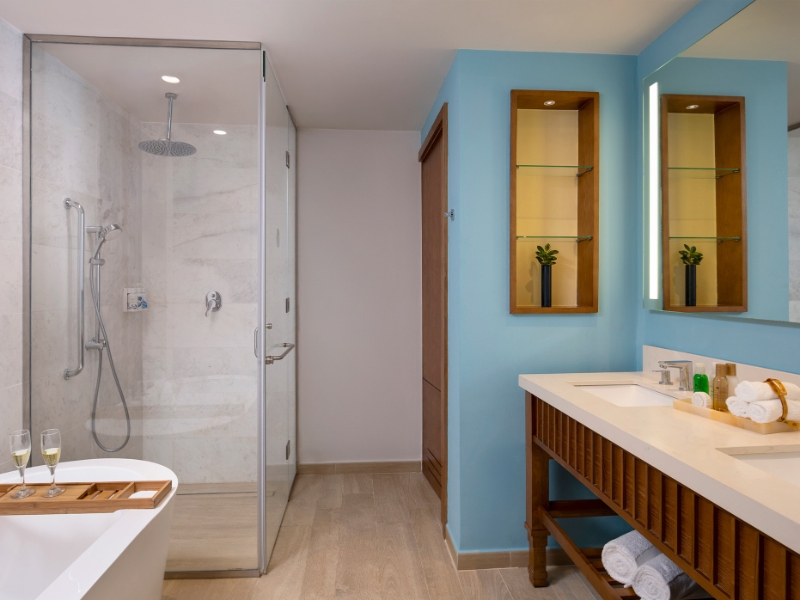 Preferred Club Deluxe Swim Out