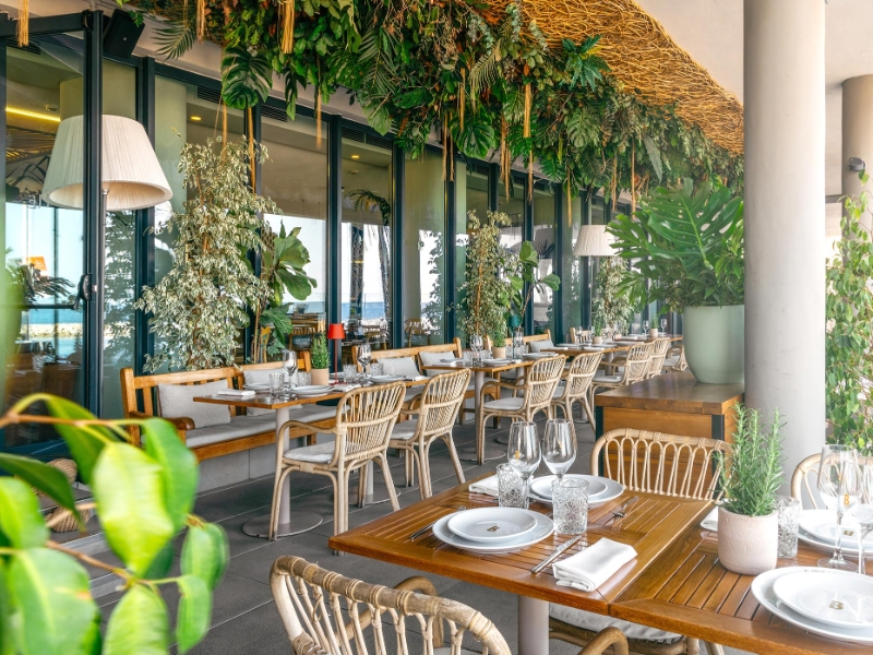Beso Stiges Restaurant