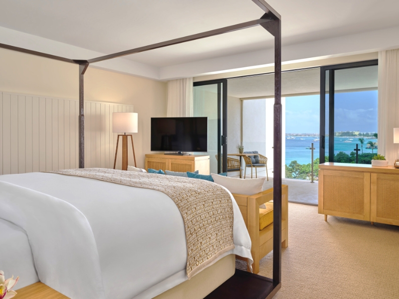 Superior King Pool View