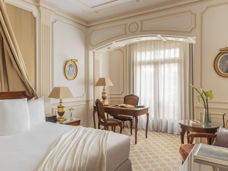 Supreme Room