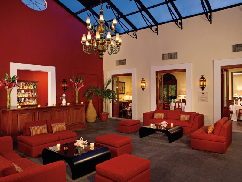 The Lounge–Upscale Lounge Bar