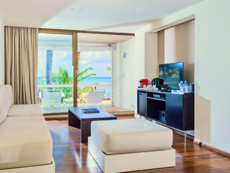 Junior Room