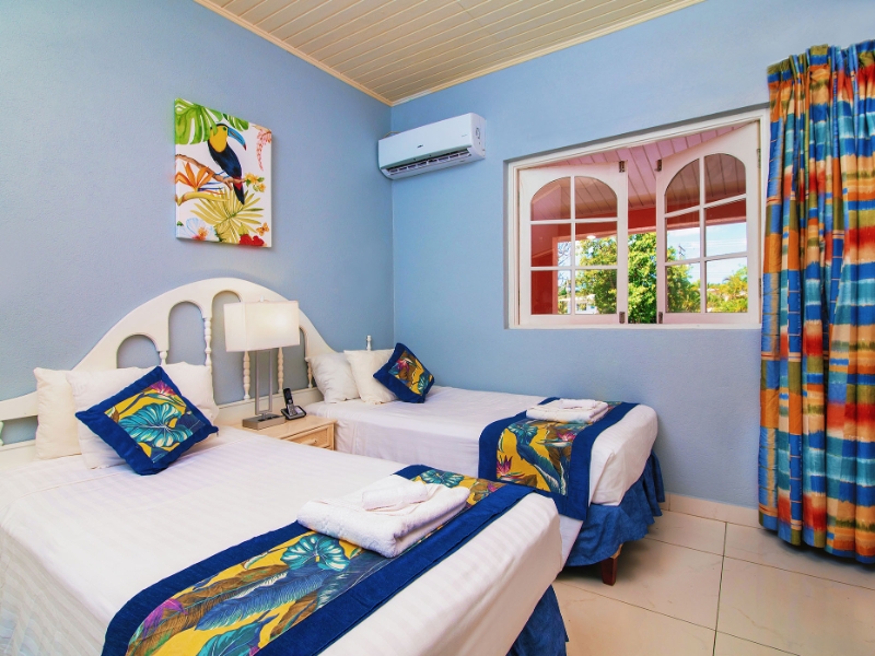 One Bedroom Garden Pool view Twin