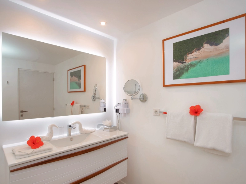 Junior Room Bathroom