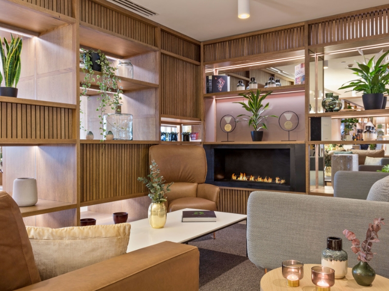 Mosaico Lounge Fireplace