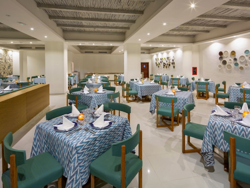 Las Barcas Restaurant