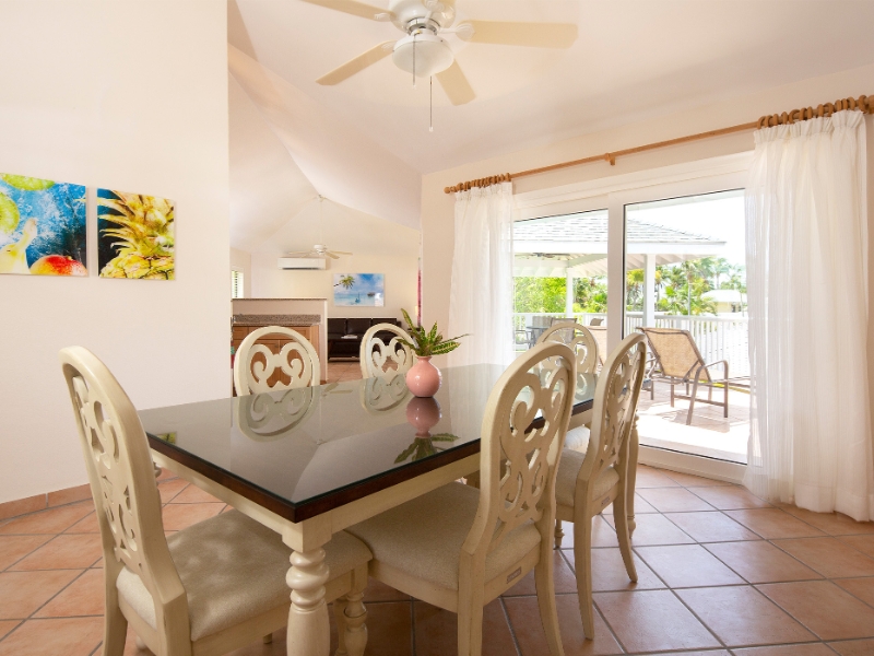 Villa Dining Room