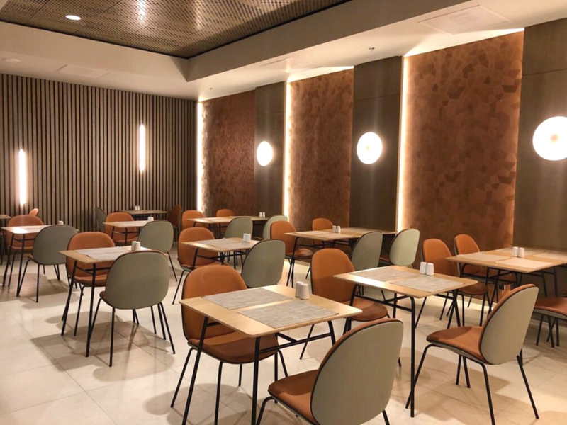 Restaurant for breakfast