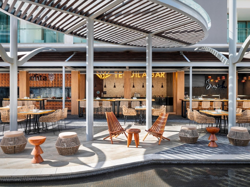 Poolside Bars