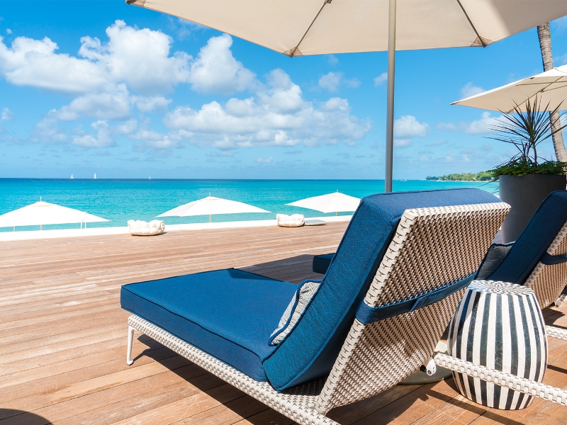 Beachfront Suite Patio