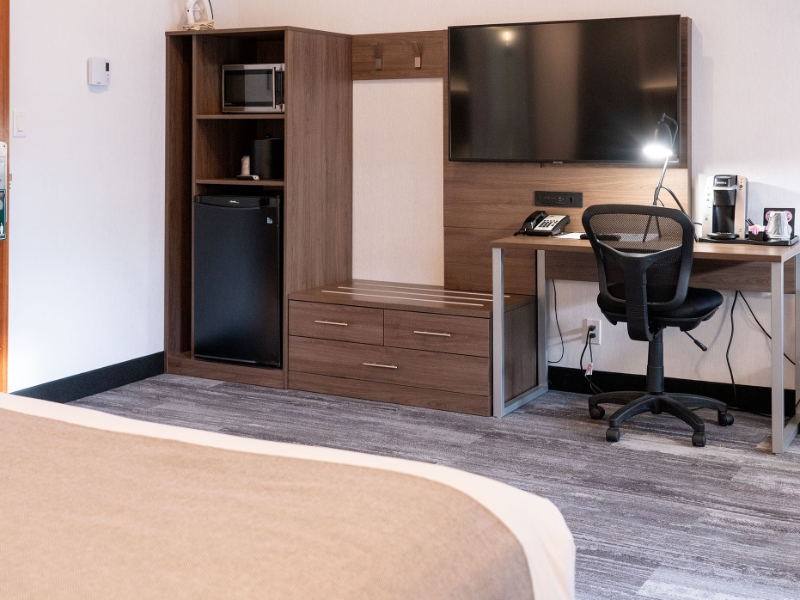 Superior King Suite