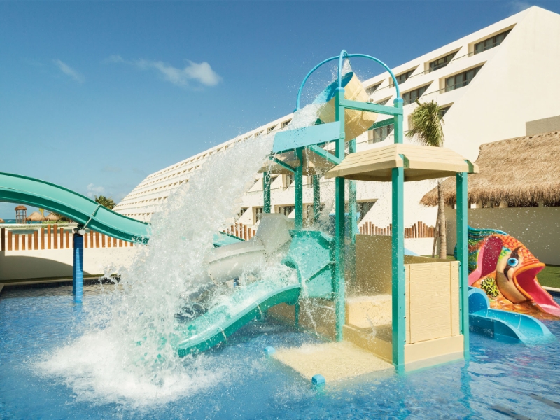 Kidz Club Pool