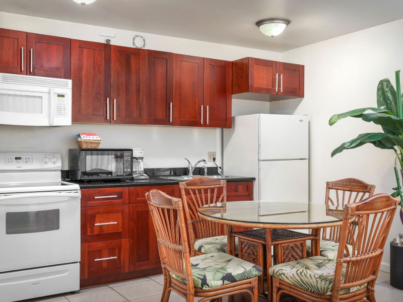 1 Bedroom Standard Kitchen