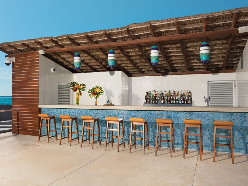 Manatees Bar