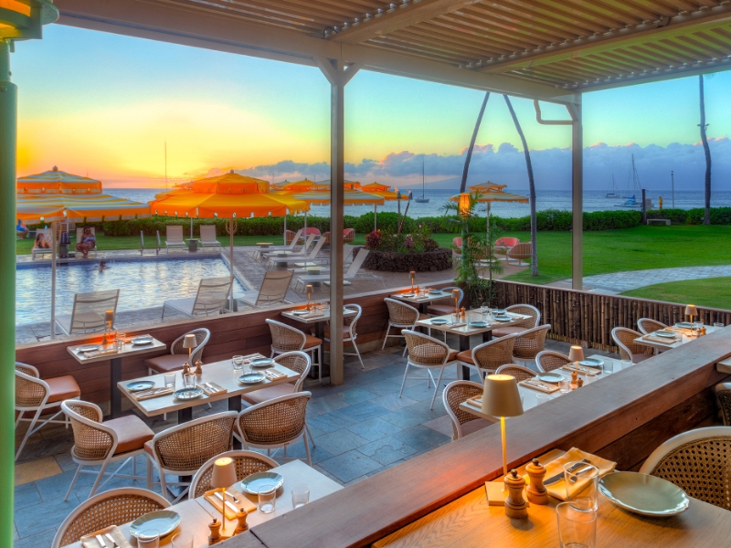 Lahaina Noon Restaurant