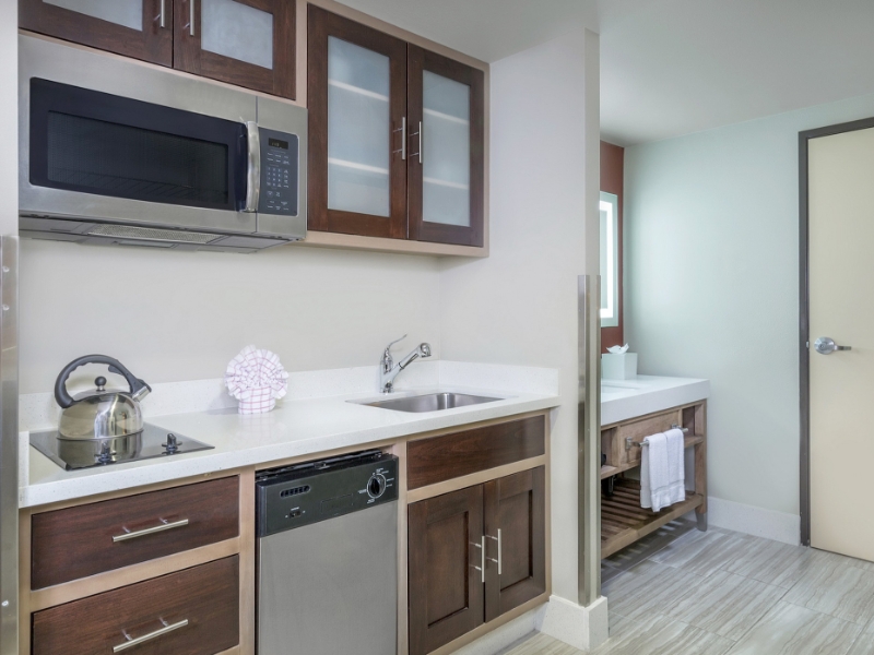 1 Bedroom Suite with Kitchen