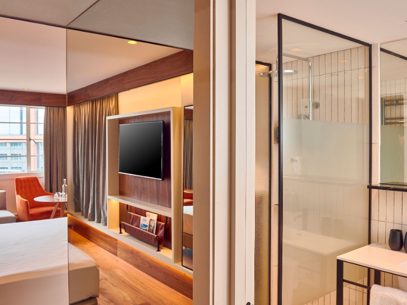 The Level Premium Room