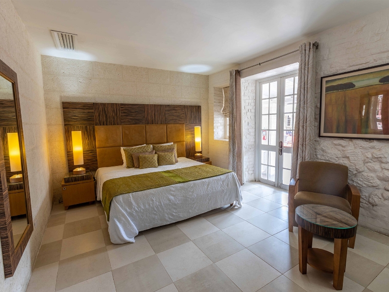 Superior Garden Room