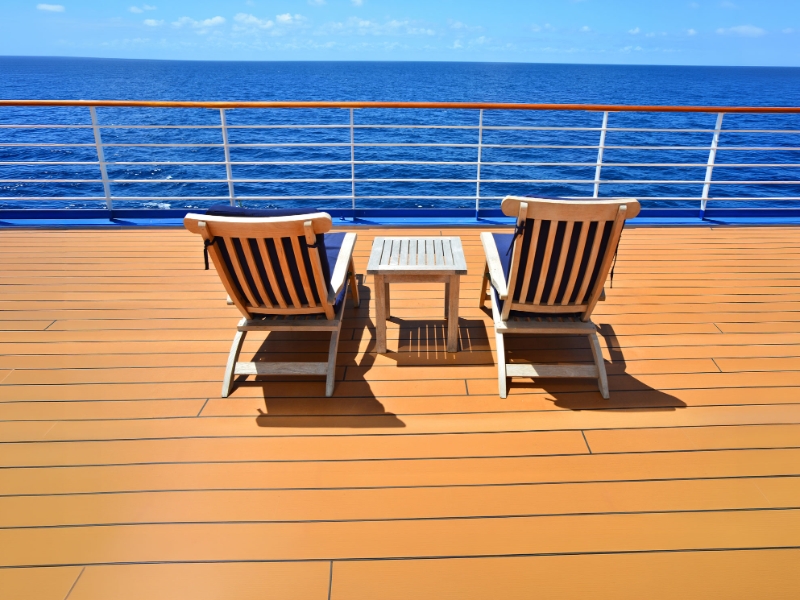 cruise deck chairs