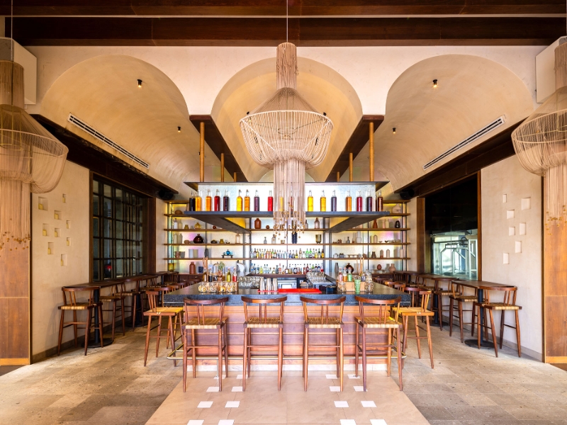 Bar