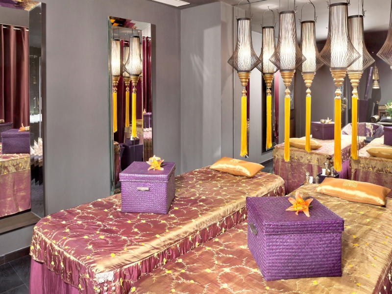 Thai Room Massage Suite Beds