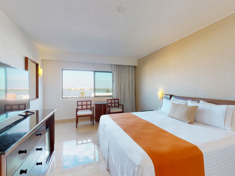 Deluxe Room With Lagoon View