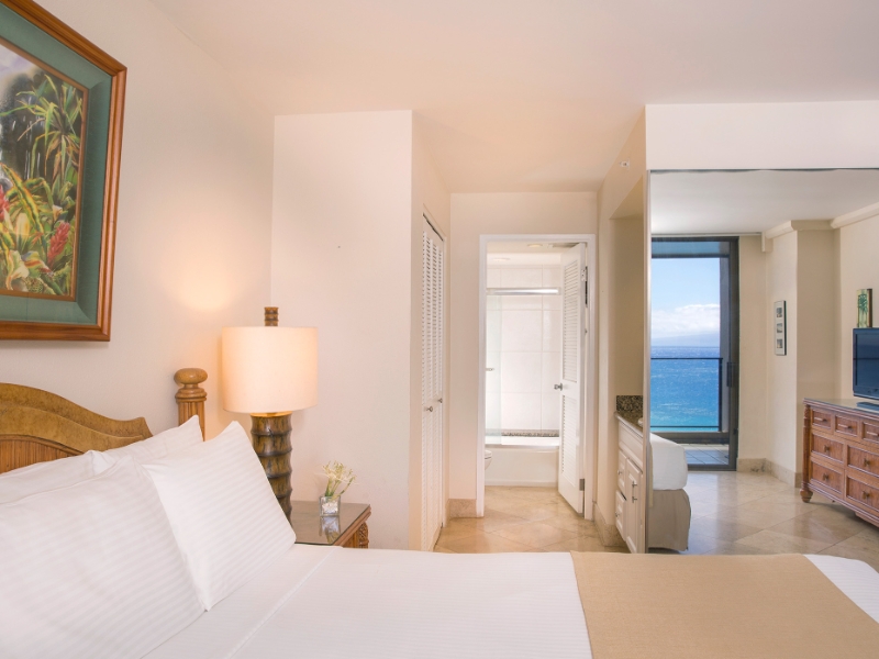 One Bedroom Two Bath Oceanfront Standard Bedroom