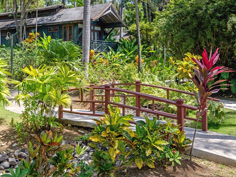 Hotel Grounds