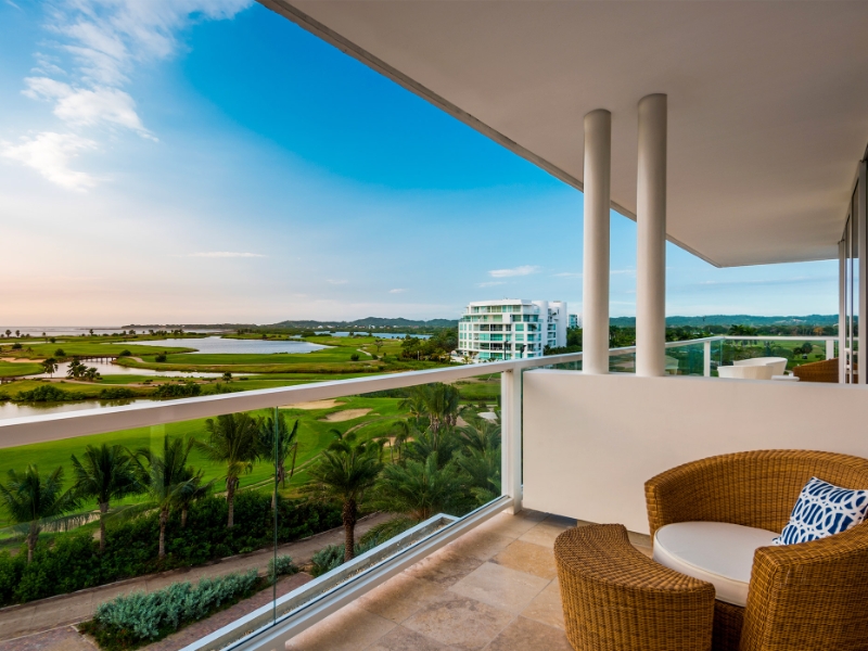 Preferred Club Junior Suite Tropical View Balcony