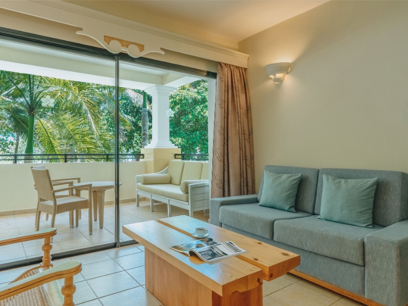 Junior Suite Ocean Front
