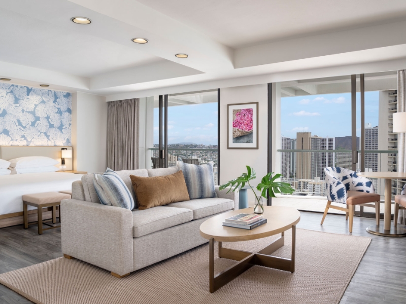 Ainahau Tower Corner Jr Suite