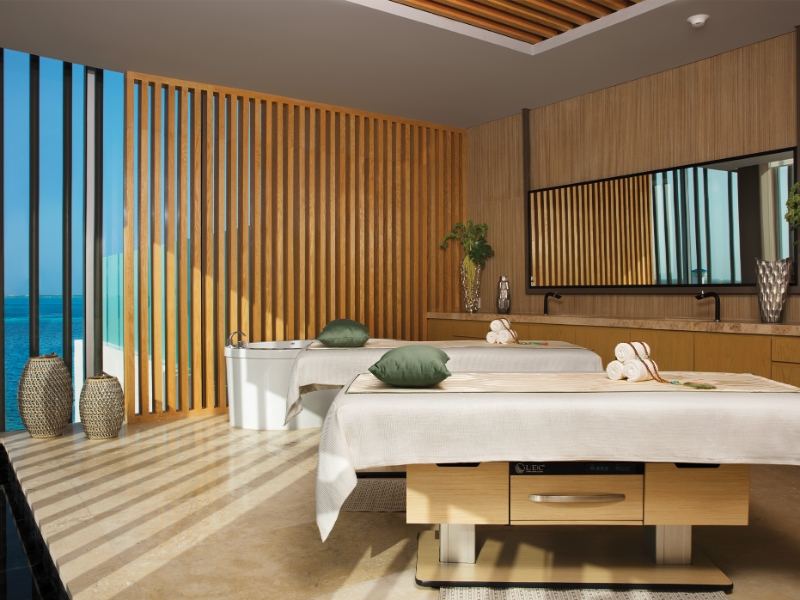 Spa–Couples Cabin
